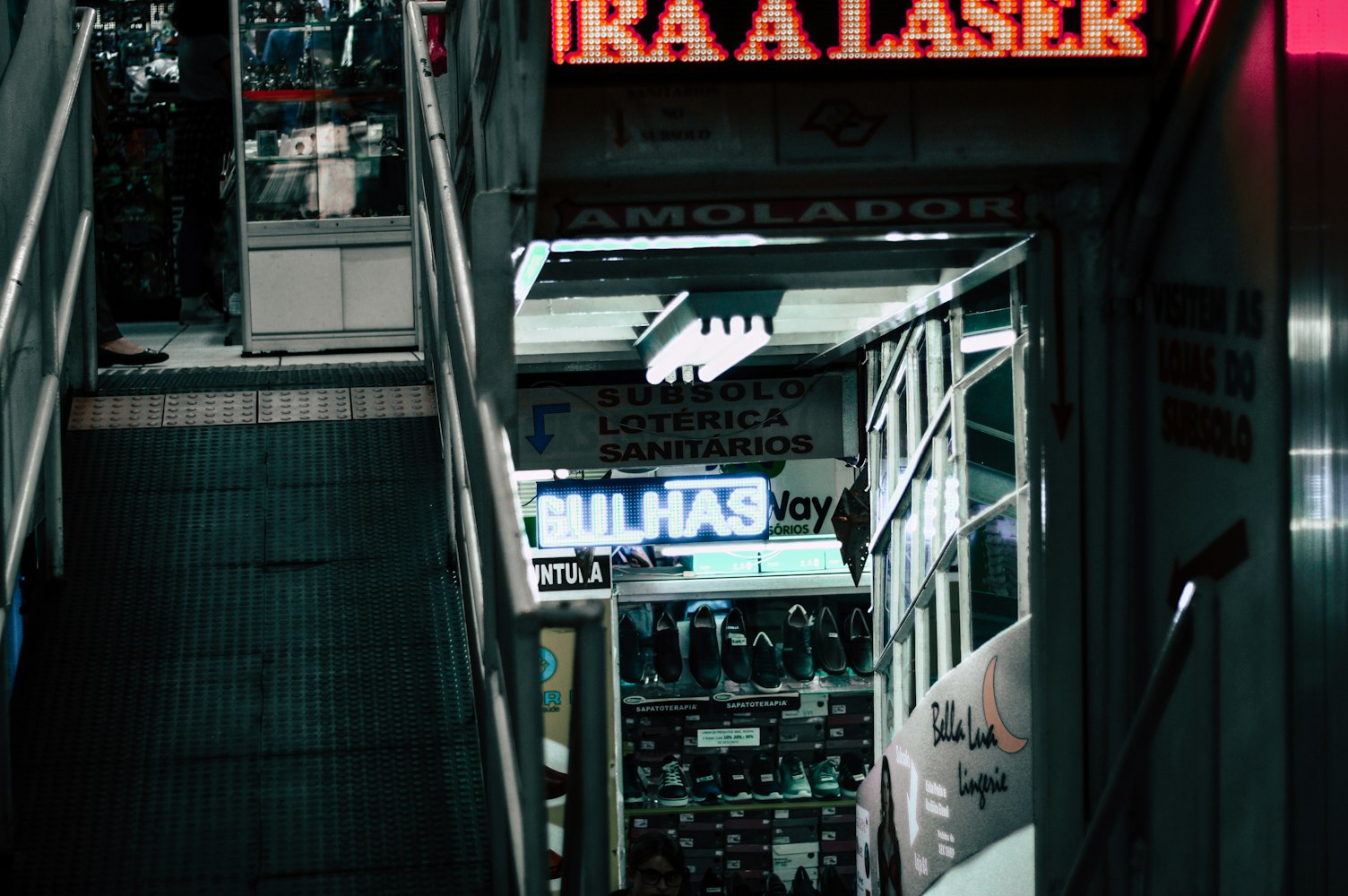 “郑州红旗4s店地址及电话” 郑州红旗4s店地址及电话多少？