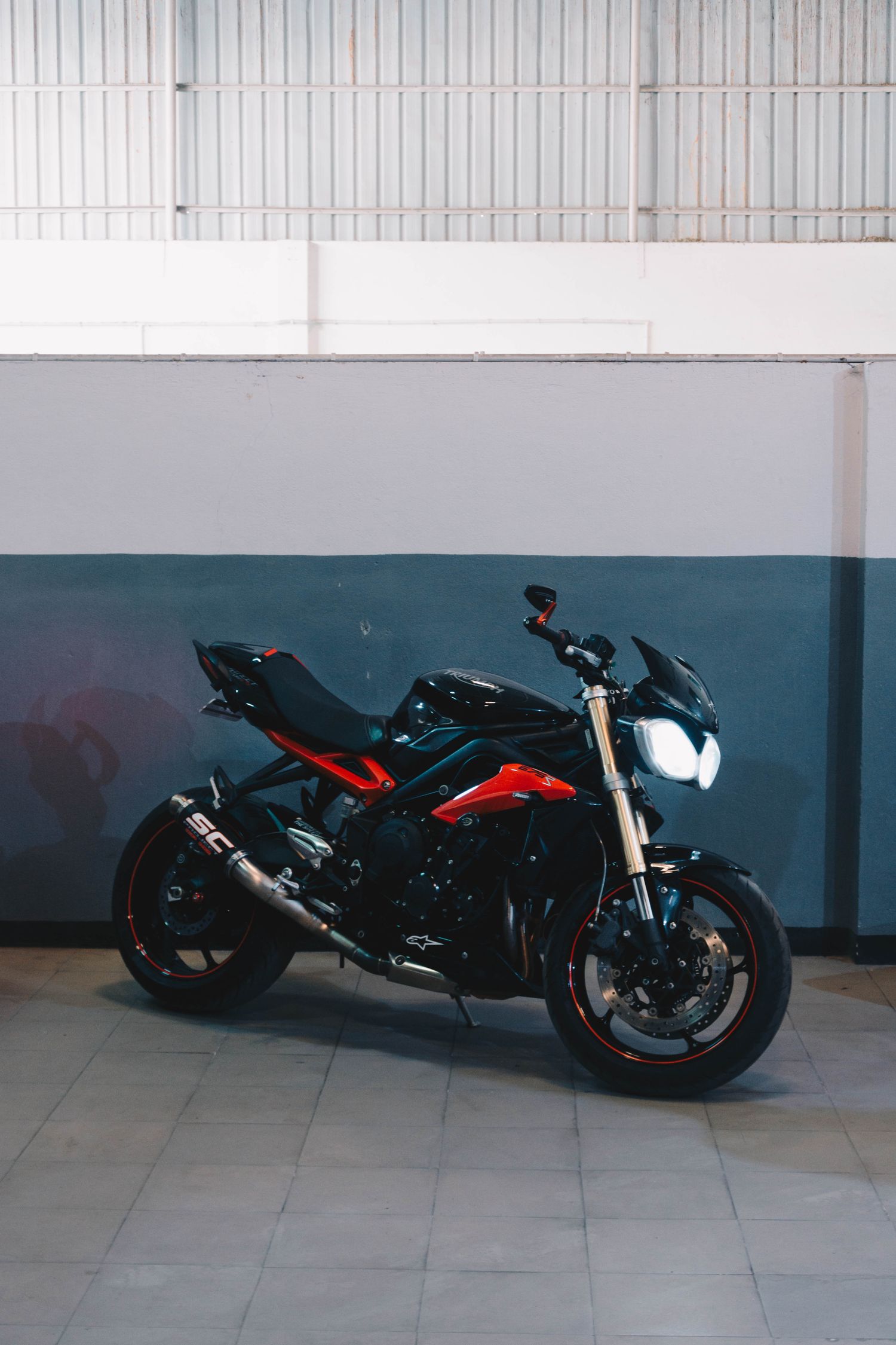 「本田cbr400rr」〃本田CBR400rr,限量版深蓝糖果色黑色